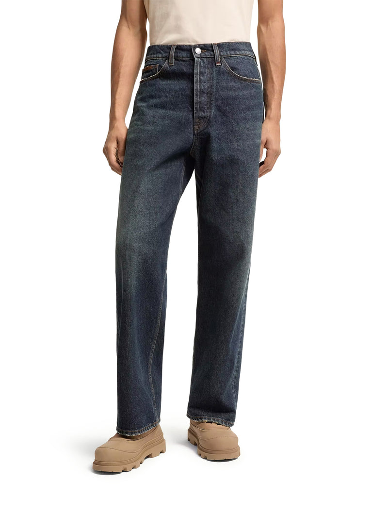 STRAIGHT LEG JEANS
