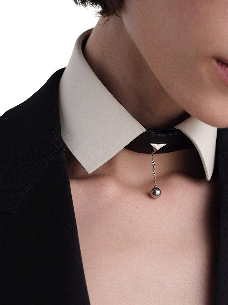 CALFSKIN COLLAR
