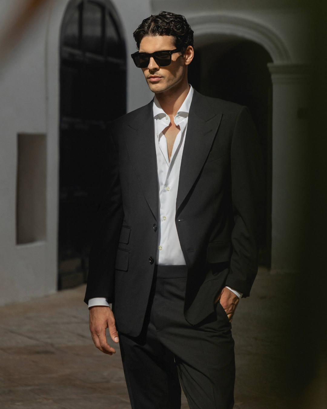 TOM FORD