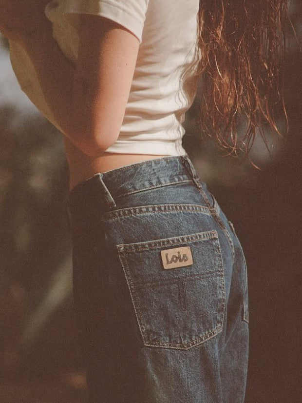LOIS DONNA