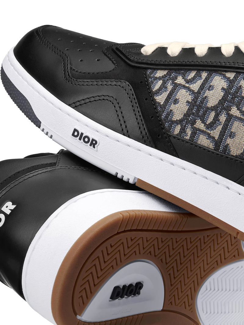 B27 LOW-TOP SNEAKER