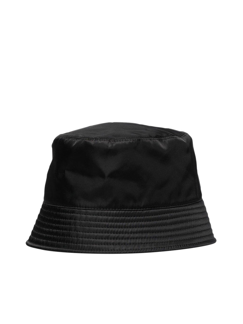 Bucket hat with application