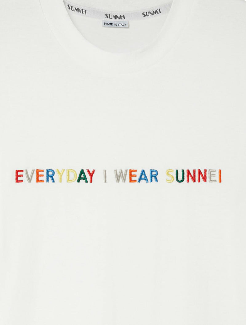 T-SHIRT WITH EVERYDAY I WEAR SUNNEI