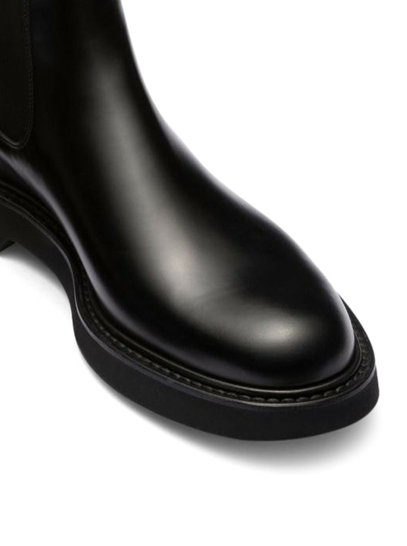 LEICESTER leather Chelsea boots