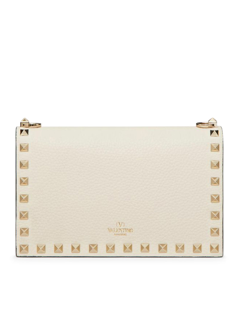 POUCH WITH ROCKSTUD CHAIN IN GRAINED CALFSKIN